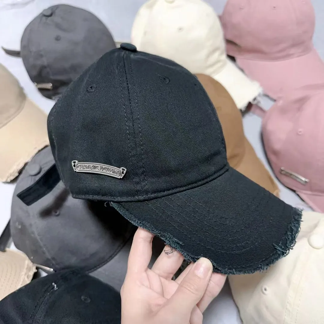 Crow heart fur baseball cap